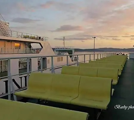 Kuca Za Odmor Marina Holiday home Sutomiscica