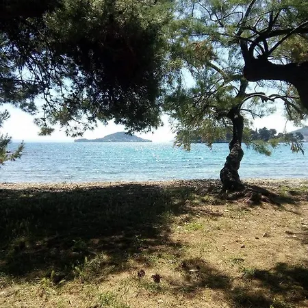 Kuca Za Odmor Marina Feriehus Sutomiscica