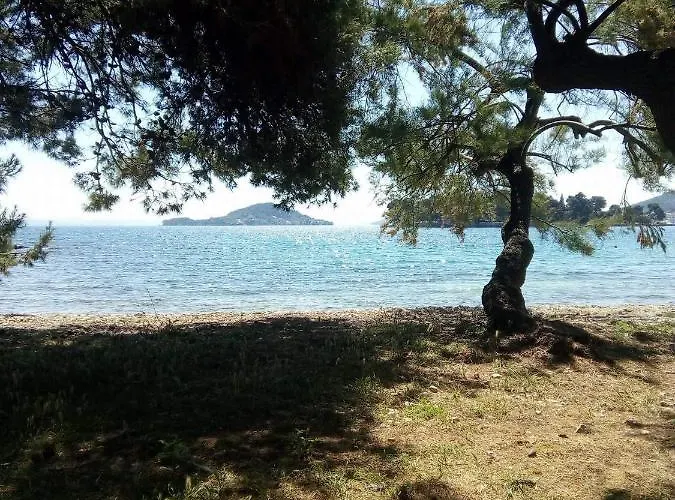 Kuca Za Odmor Marina بيت للعطل Sutomiscica