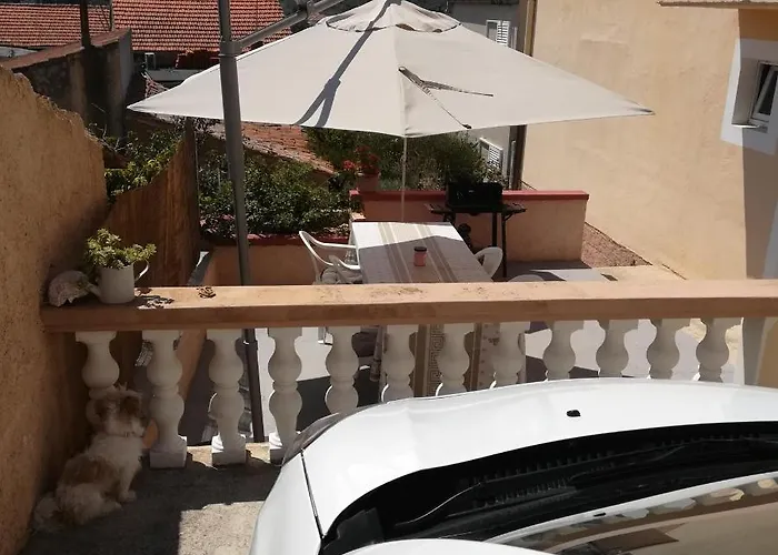 Kuca Za Odmor Marina بيت للعطل