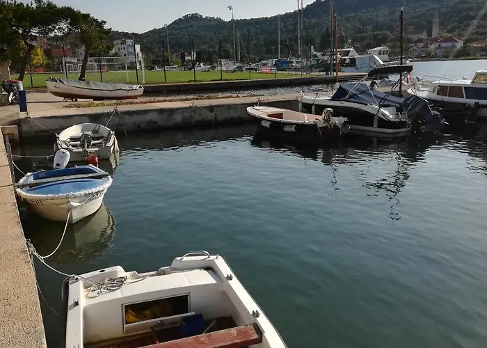 Kuca Za Odmor Marina Ferienhaus