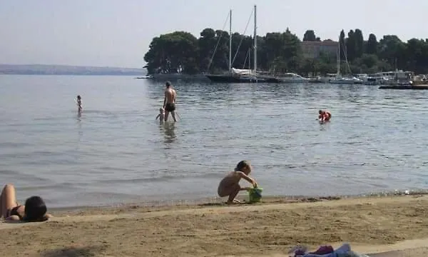 Kuca Za Odmor Marina Sutomiscica